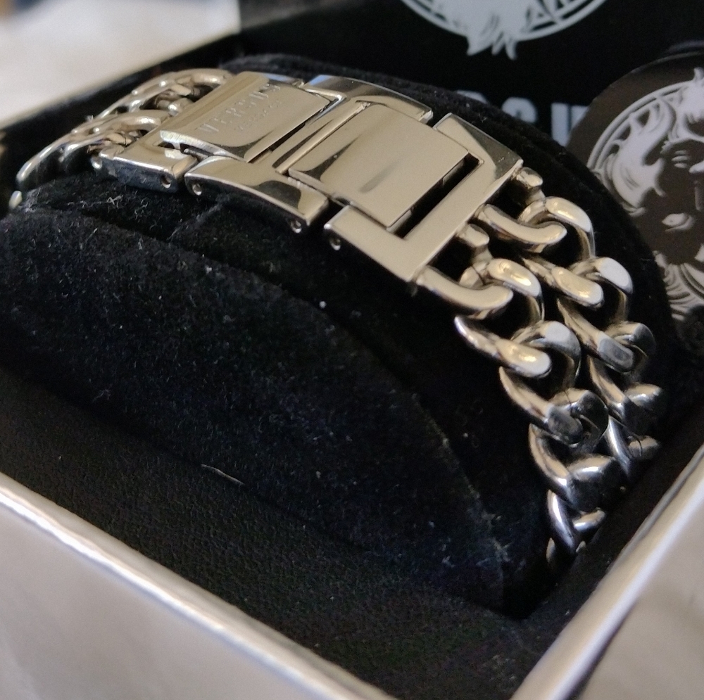 Versus Versace Watch - Picture 5 of 7